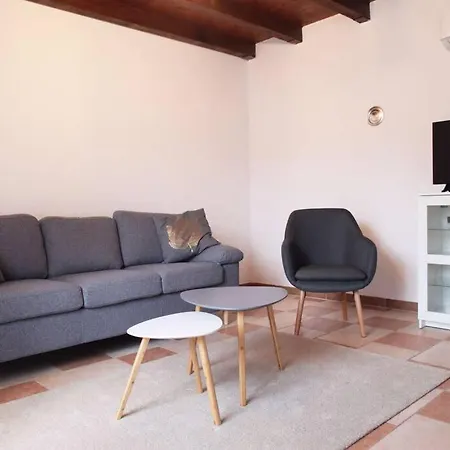 Appartement Small Patio House Pula