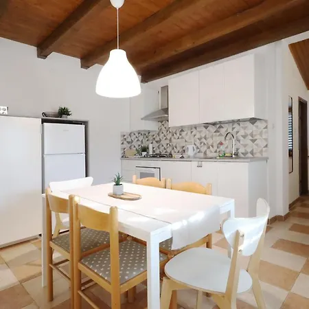 Small Patio House Pula